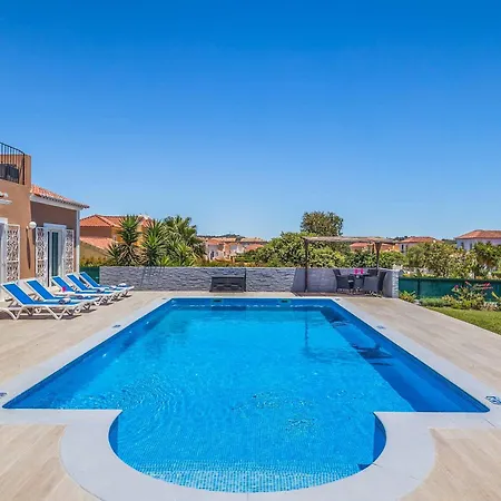 Kambu Villa *